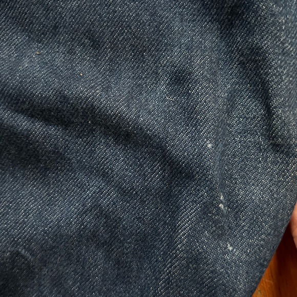 Straight-Leg, Button Fly Levi's 501 - Picture 4 of 5